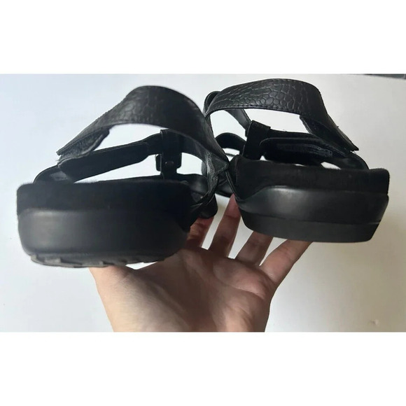 Vionic Amber Slingback Sandals Women’s Size 9 Black Croc Print - Picture 4 of 7